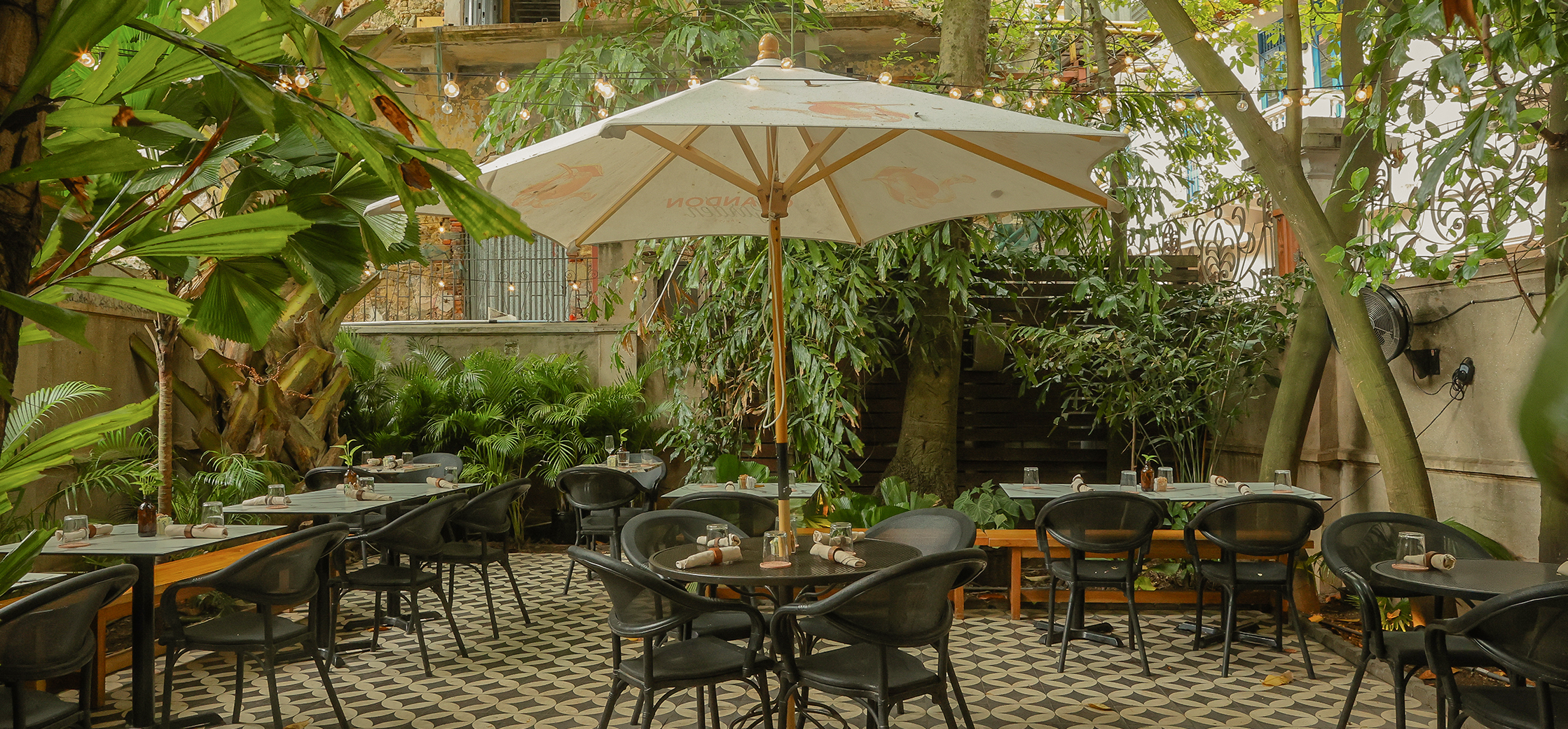 Mahalo Cocina y Jardin